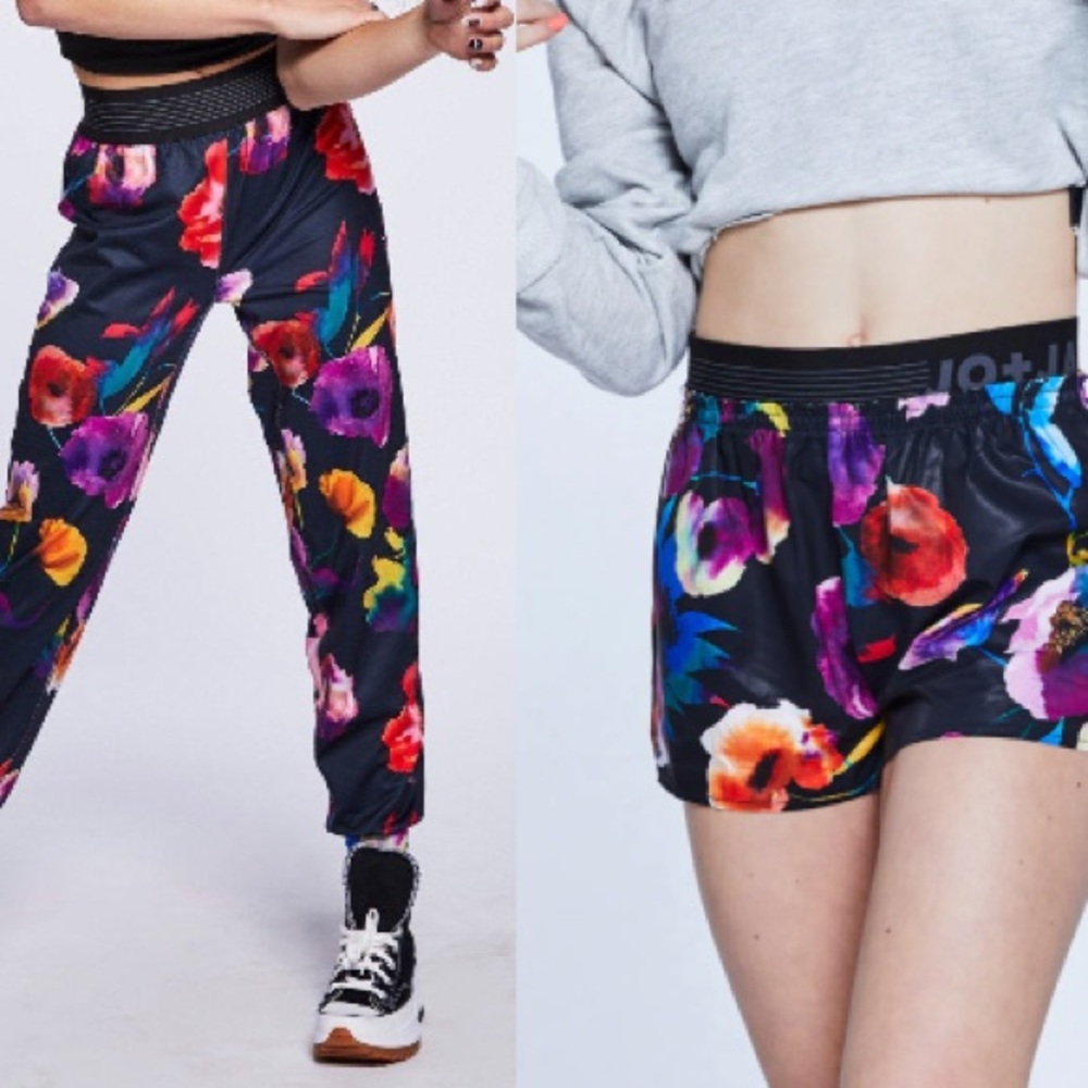 Jo&Jax City Joggers & Tempo Shorts in Poppy